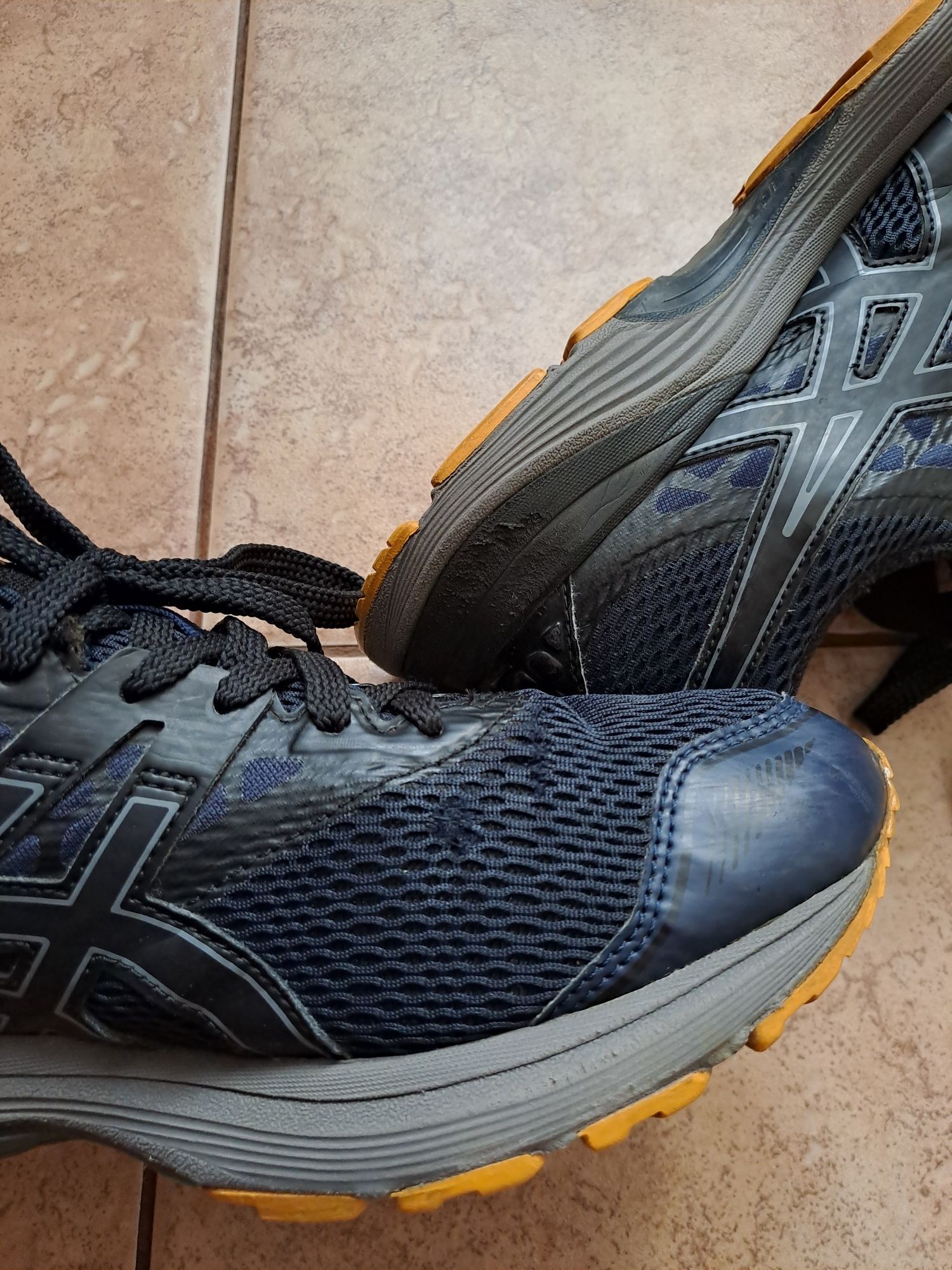 Спортивні кросівки Asics GEL-Pulse 9 GORE-TEX