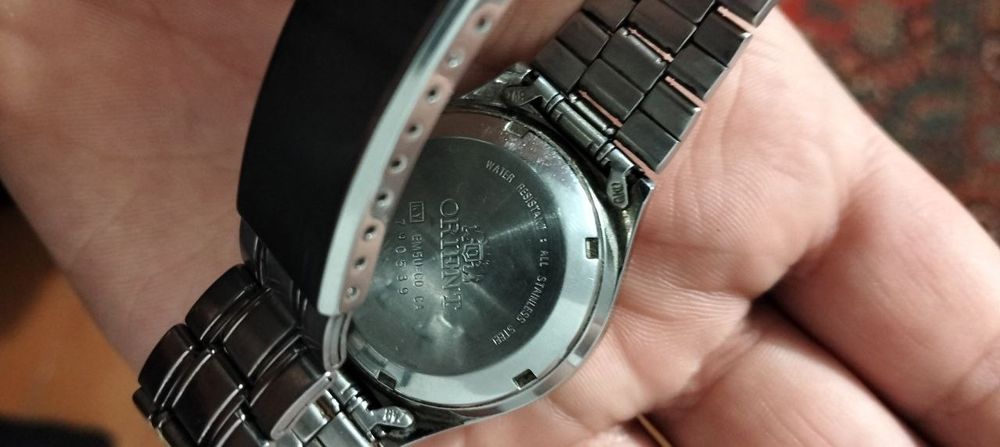 Orient автоматичний годинник 

Цін