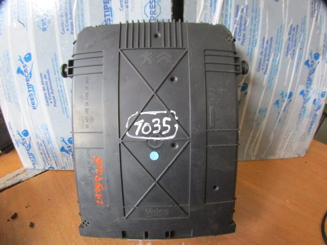 Caixa Fusiveis 9807531680 E1111751 PEUGEOT 208 2014 1.4HDI 70CV 5P BRANCO VALEO