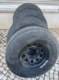 Pneus muito bons 265/75/16 Land Rover Defender