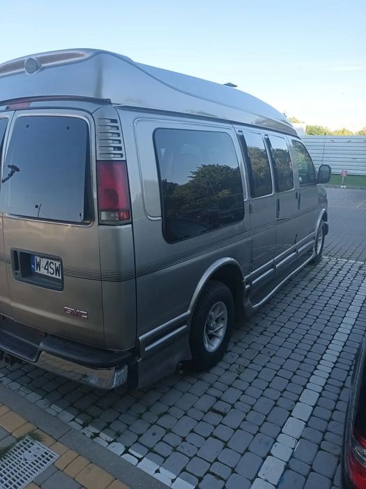 GMC Savana GMC Savana