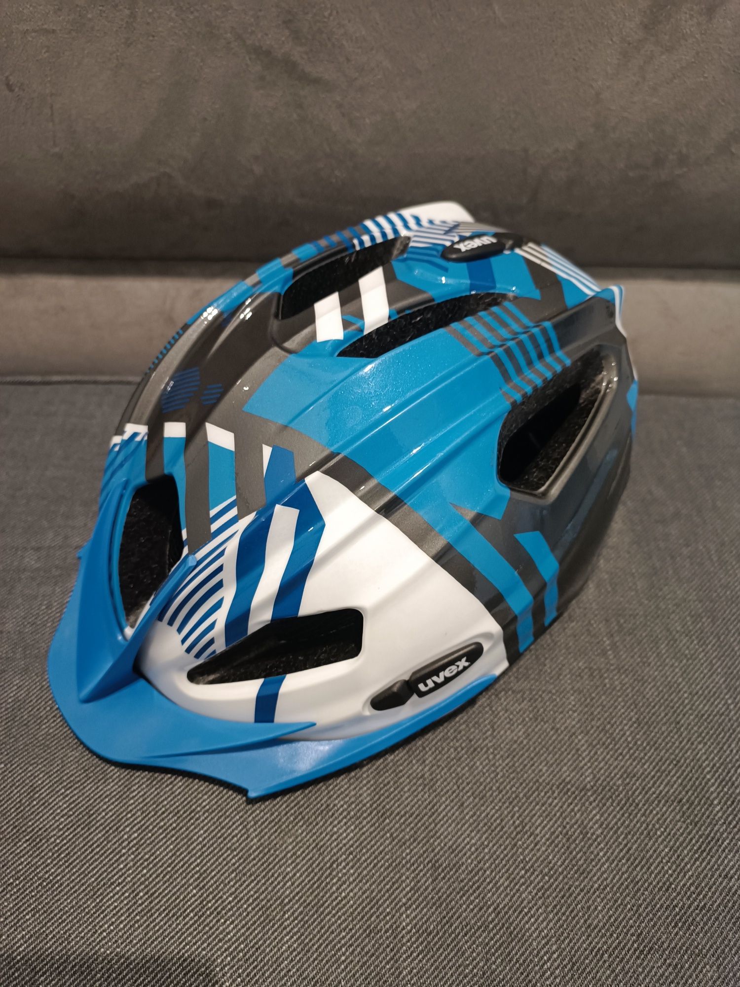 Kask rowerowy Uvex quatro  junior 50/55