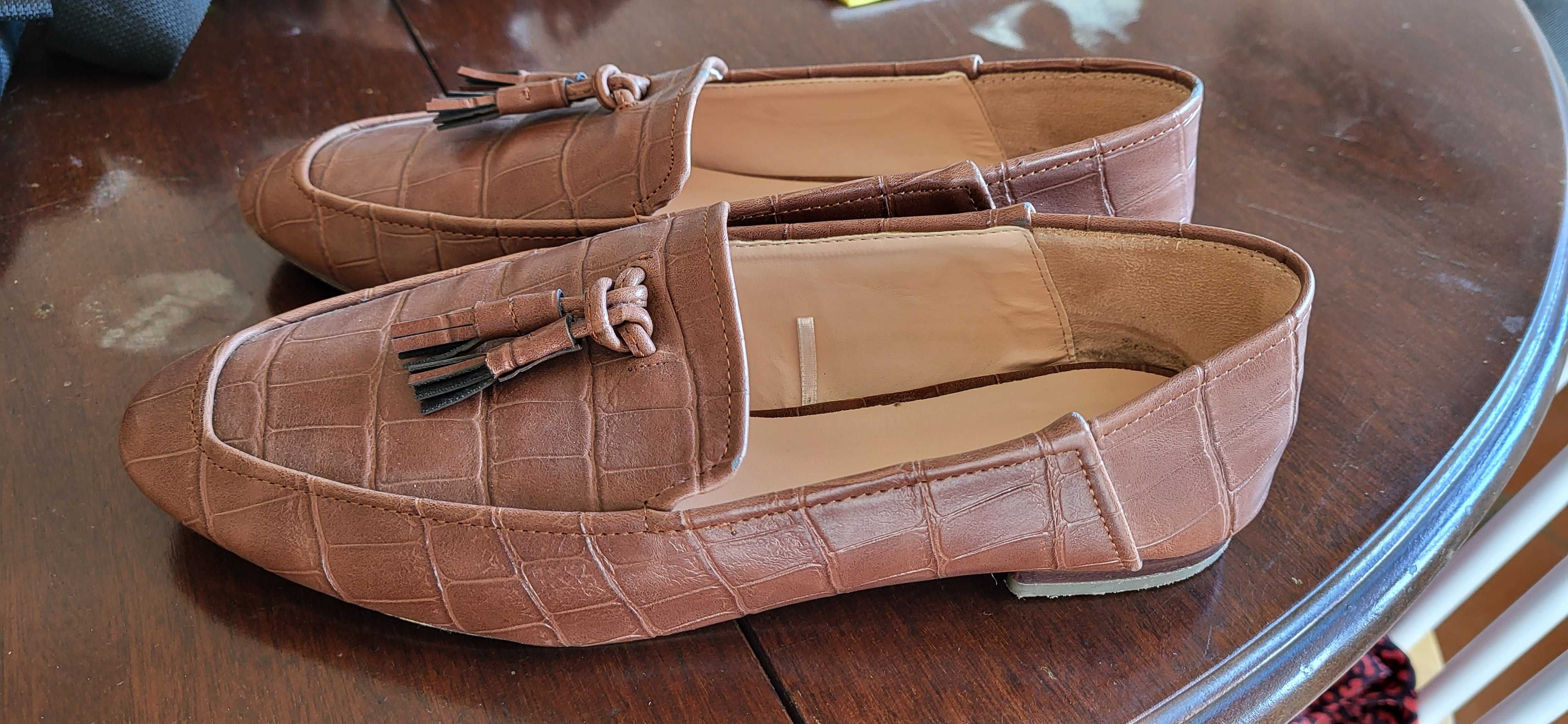 Loafers Parfois Castanhos