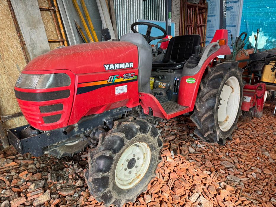 Trator Agrícola s/matrícula