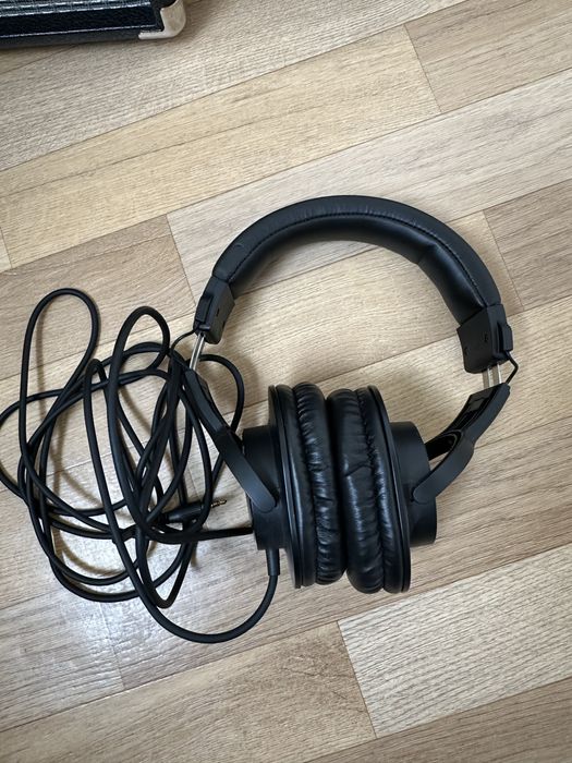 Продам Електрогітару YAMAHA PACIFICA 112J + комбік FENDER CHAMPION 20