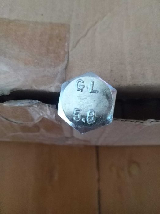 Śruba z łbem sześciokątnym M10x60 kl.5.8