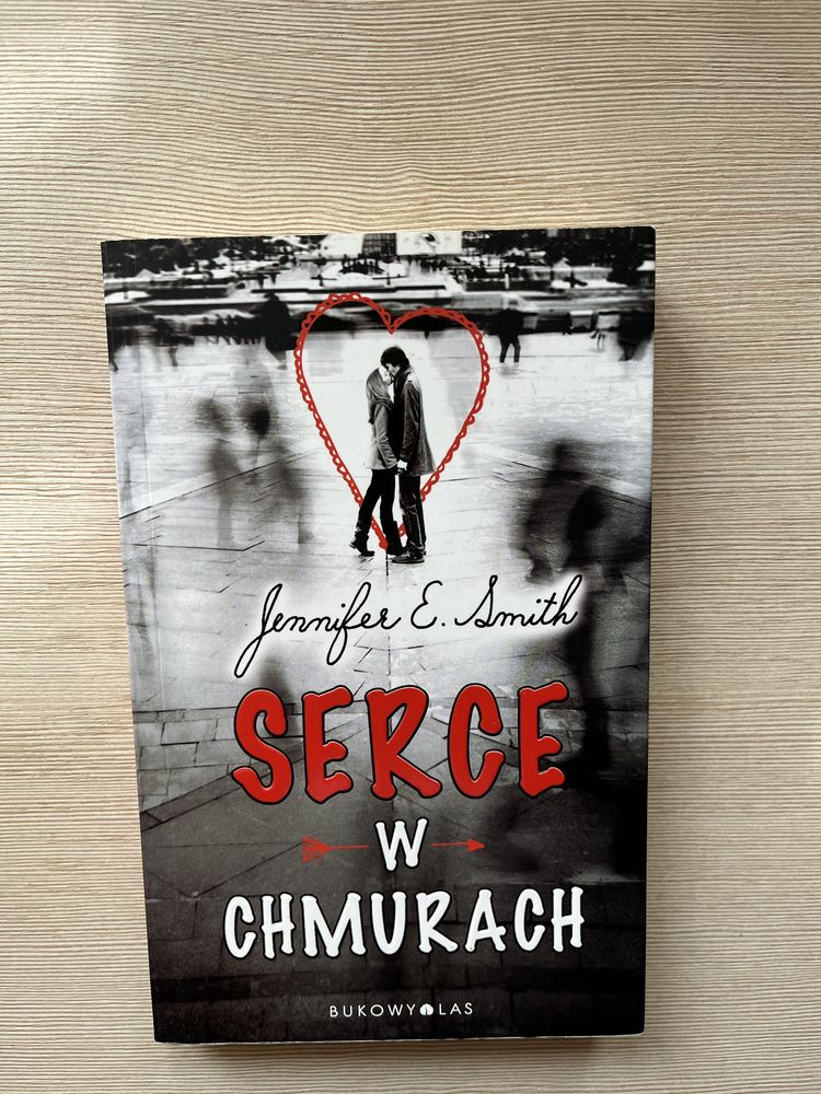 Jennifer E. Smith ,,Serce w chmurach”