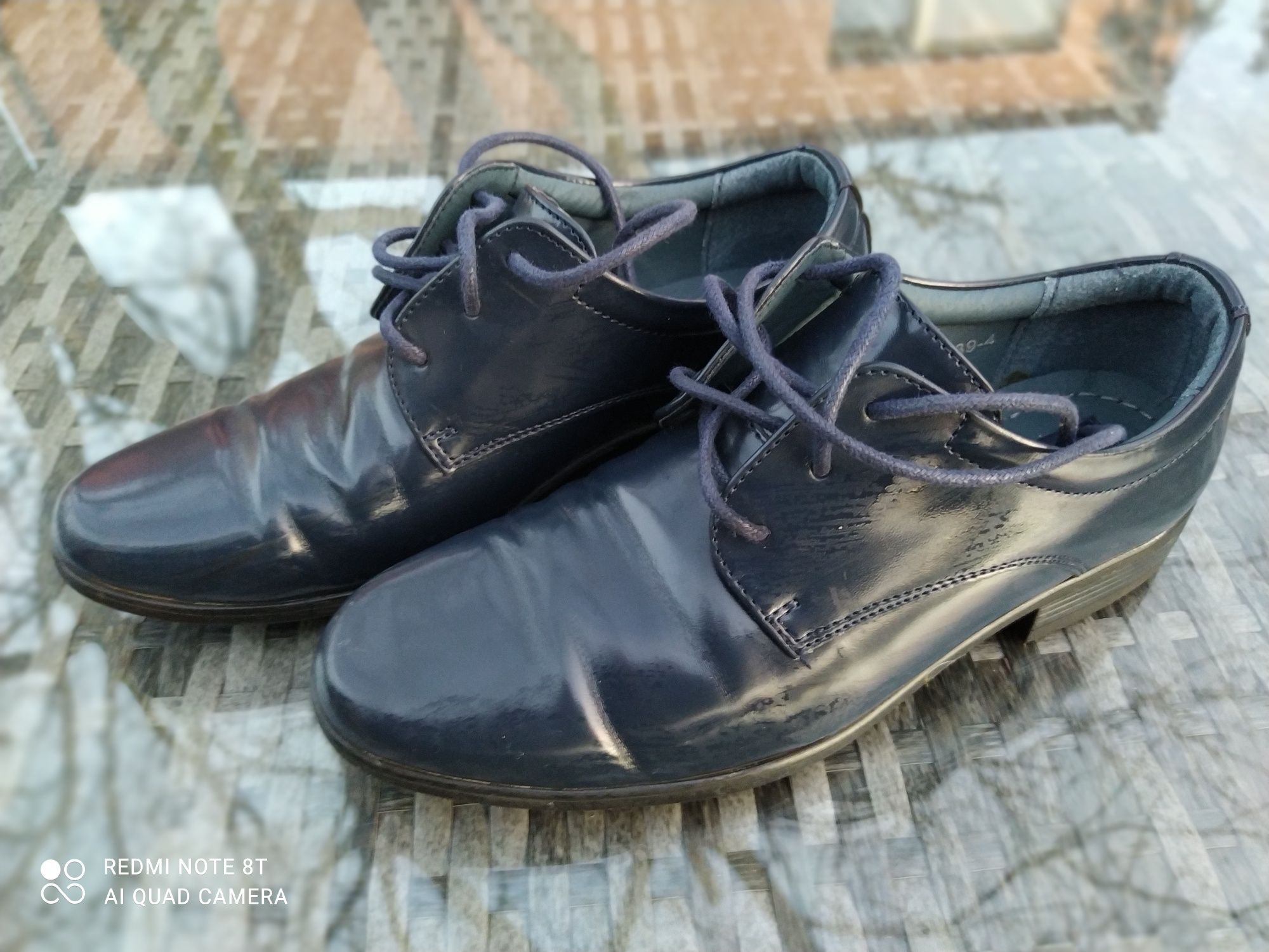 Buty chłopięce rozmiar 34