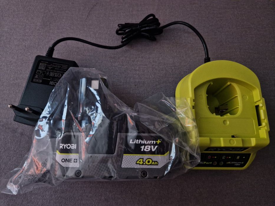 RYOBI - Ładowarka + Bateria 4.0Ah.