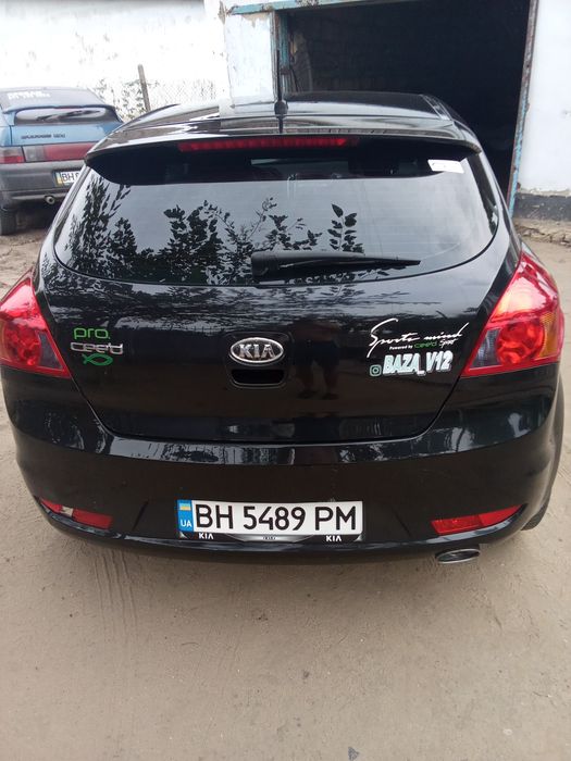 Продам kia ceed 2010 г