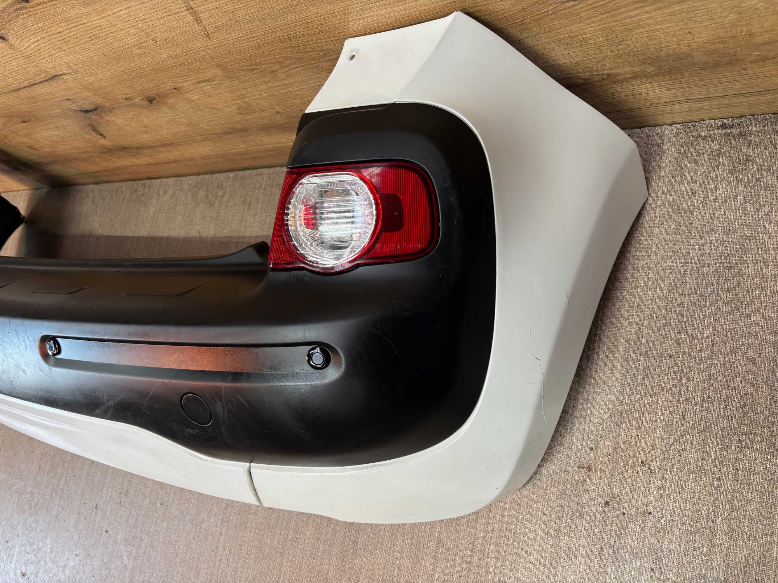 Zderzak tylny citroen c3 picasso kolor ewpb 4xpdc