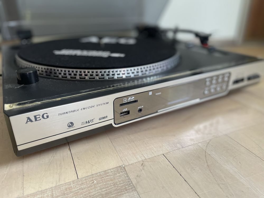 Gramofon AEG MC4420