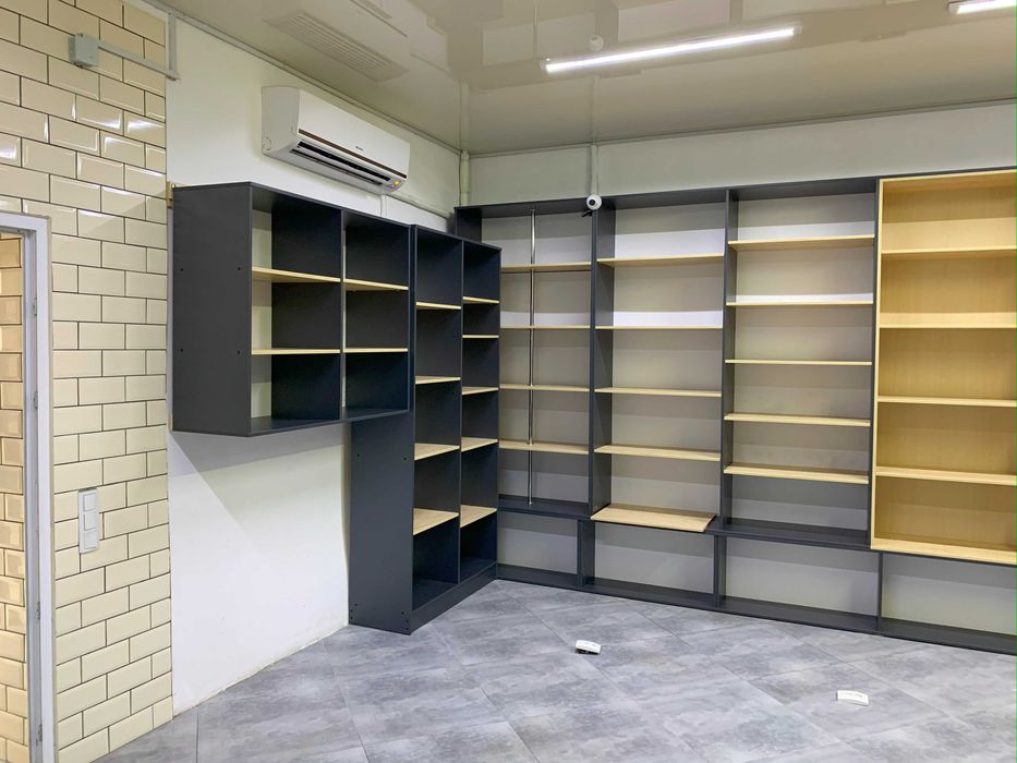 Магазин, кафе, або офіс у центрі! Під будь-який вид діяльності!