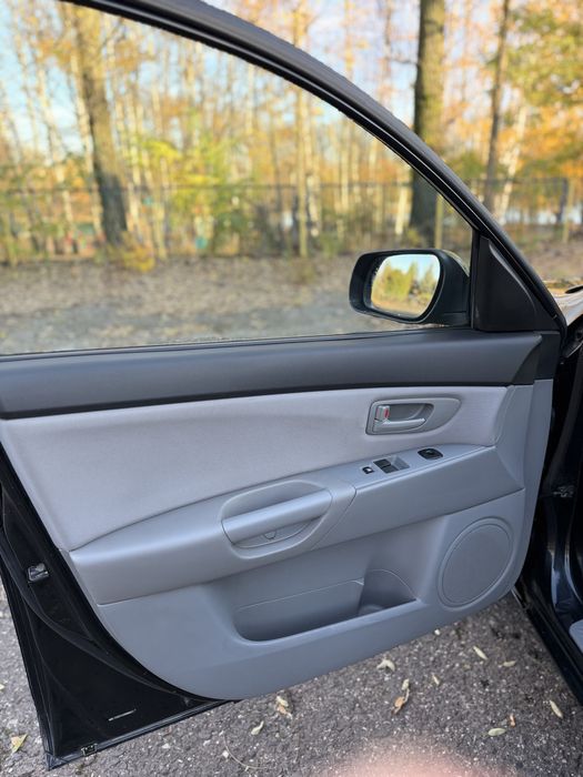 Mazda 3 1.4 benzyna. Możliwa zamiana. ALU KLIMA