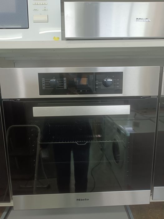 Духова шафа Miele H 2266 B