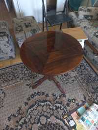 Drewniany okrągły stolik