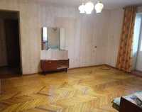 Пос. Котовского, большая 3-х комнатная в спецпроекте 2 спальни, зал.