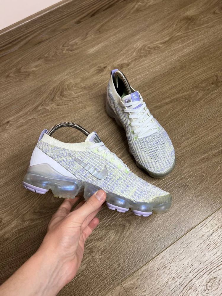 Продам БОМБЕЗНІ жіночі кросівки Nike Air Vapormax Flyknit 3 “Purple A”
