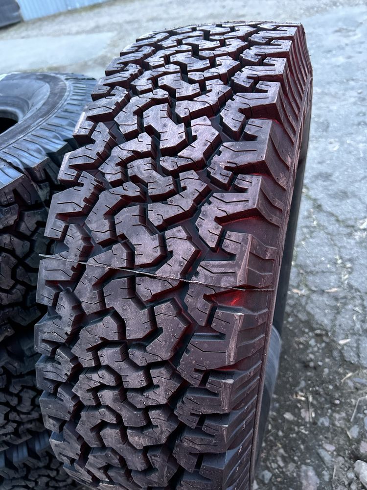 Шини для бездоріжжя 235/70R16 Sorento, УАЗ, L200