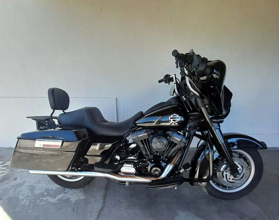 Harley-Davidson FLHTC