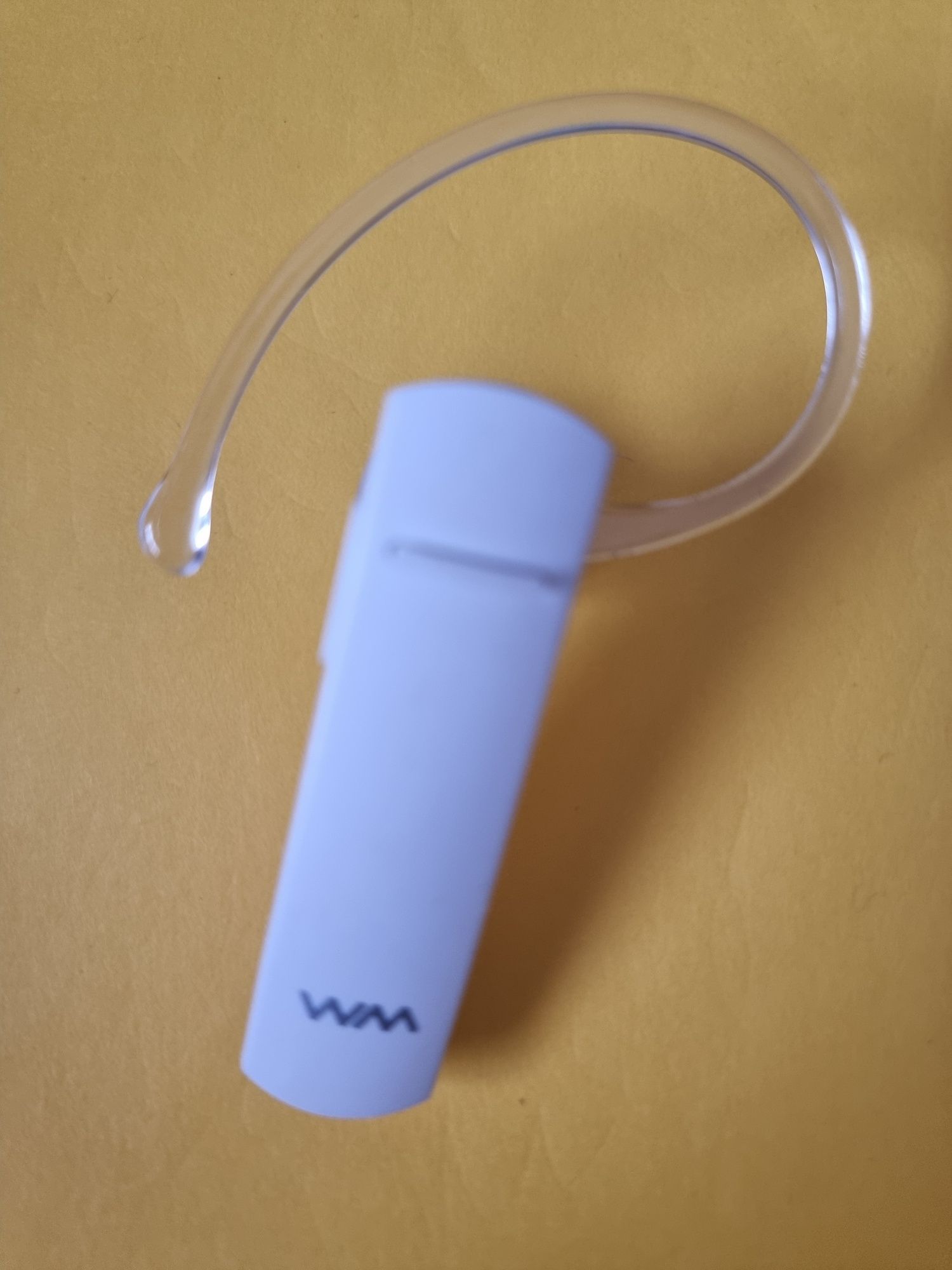 Auricular Bluetooth branco