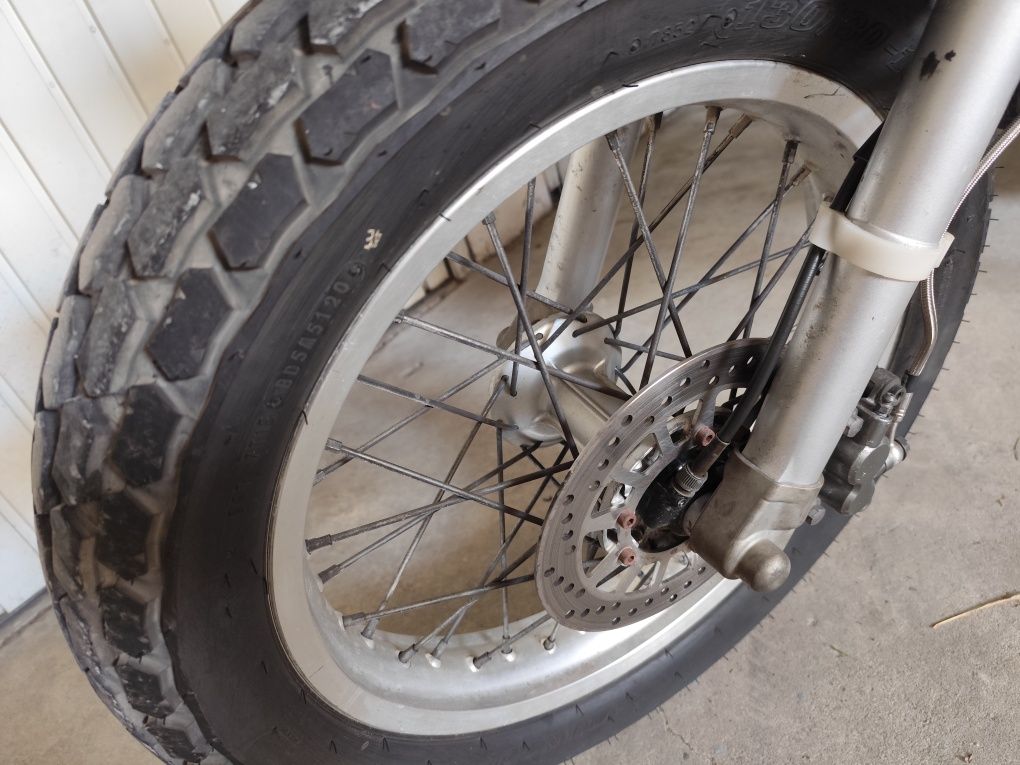 Yamaha TW 125 ( c/ motor serow 225)