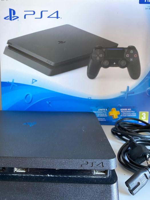 PlayStation 4 Slim