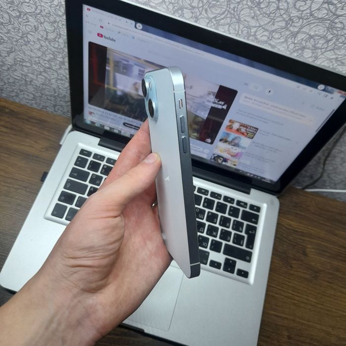 Iphone 15 XR 128gb Neverlock Батарея 100%