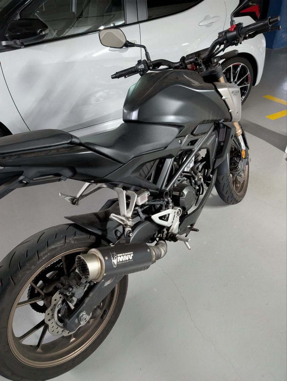 Escape MIVV GP Pro Black Honda CB125R