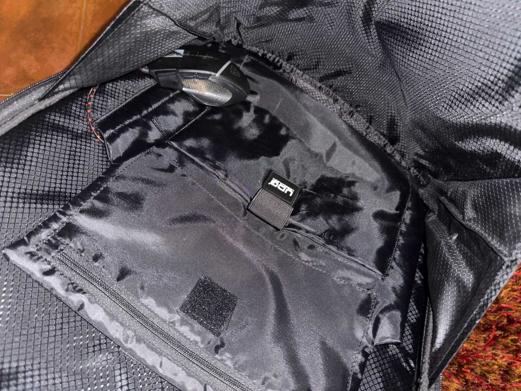 Mala UDG DJ transporte de Controladoras + PC, com estojo para cabos