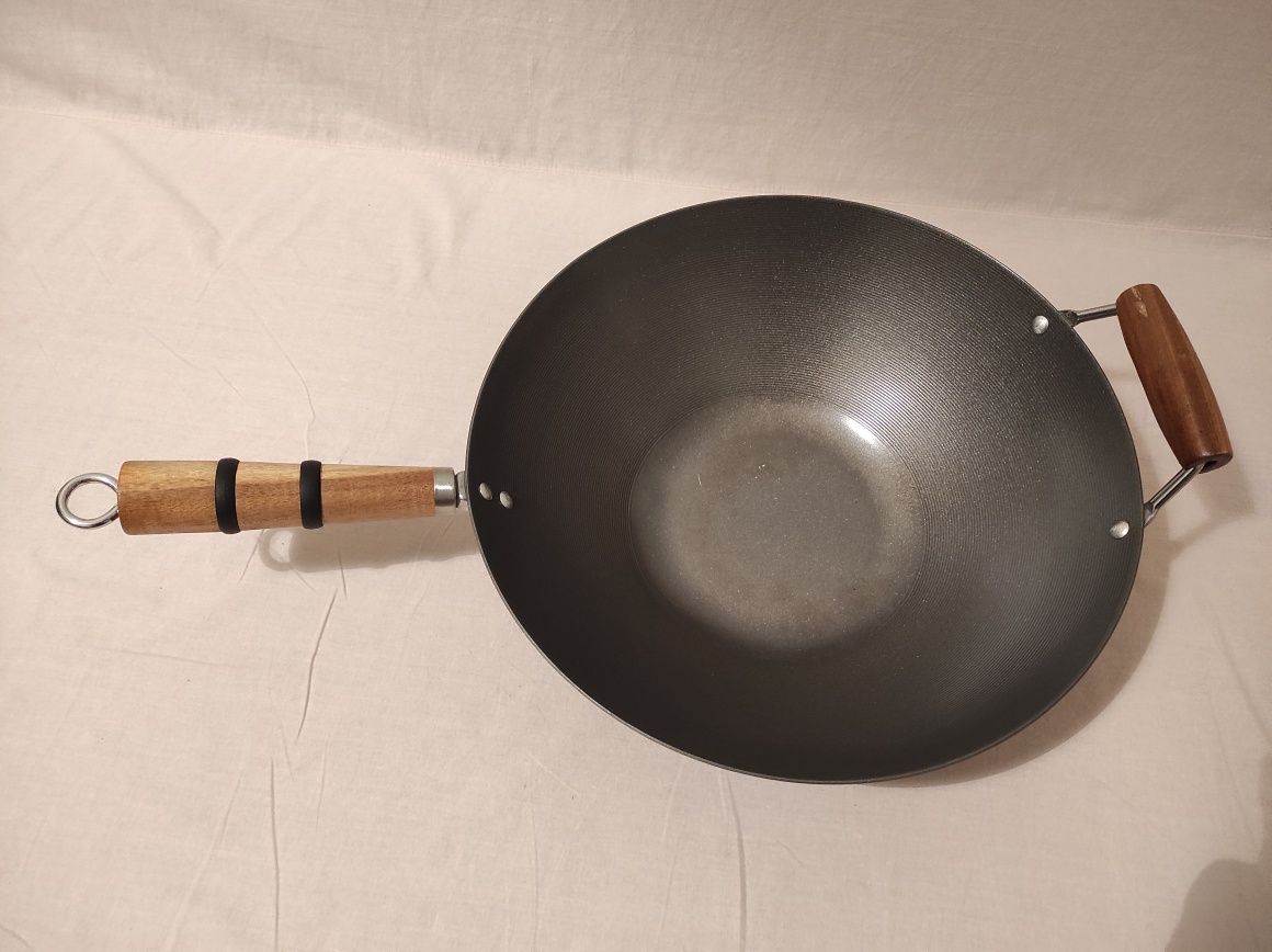 Sprzedam wok 35 cm