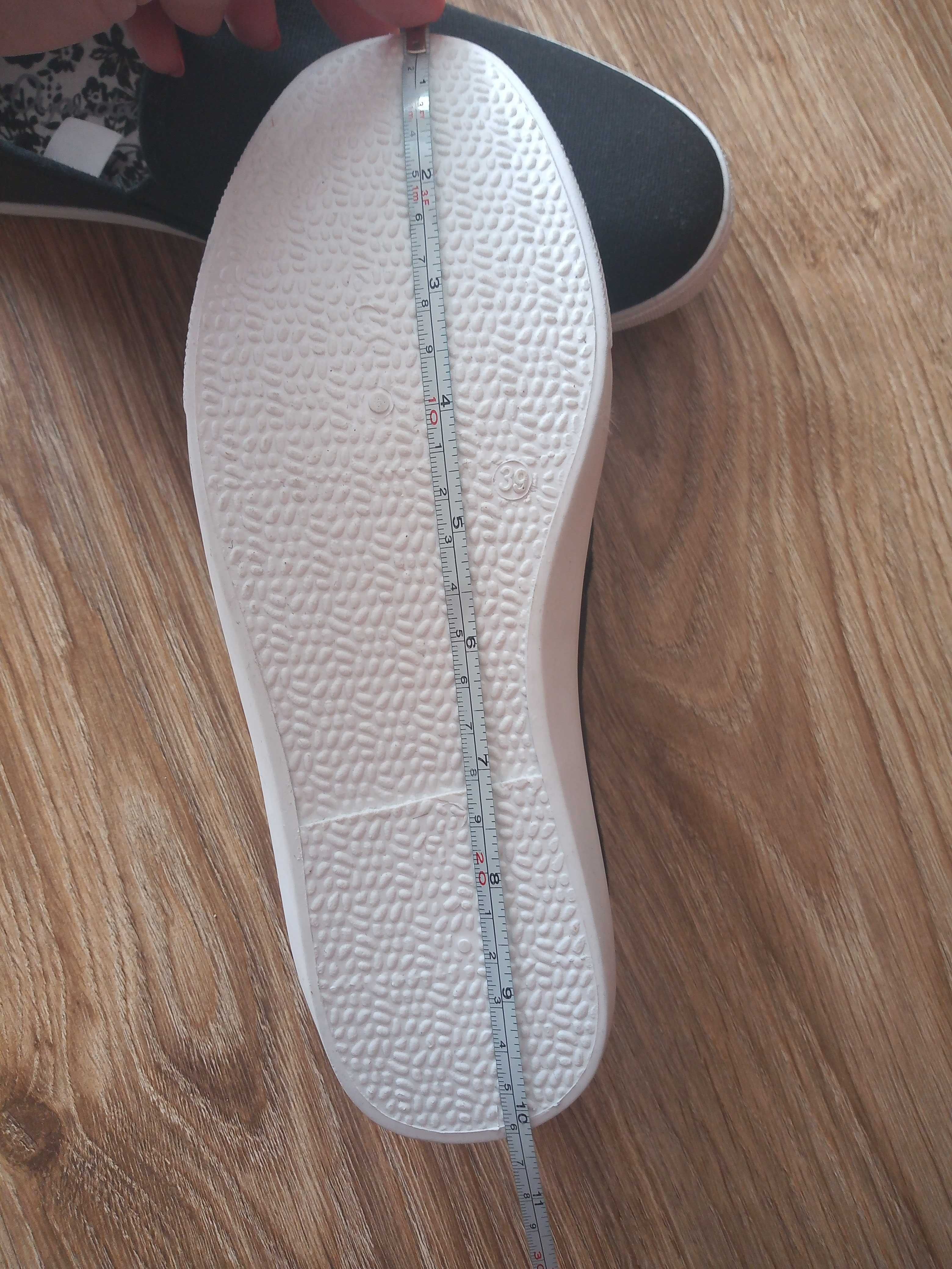 Buty damskie, dziewczęce, rozmiar 39, trampki slip on