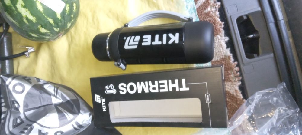 Термос новий кайт