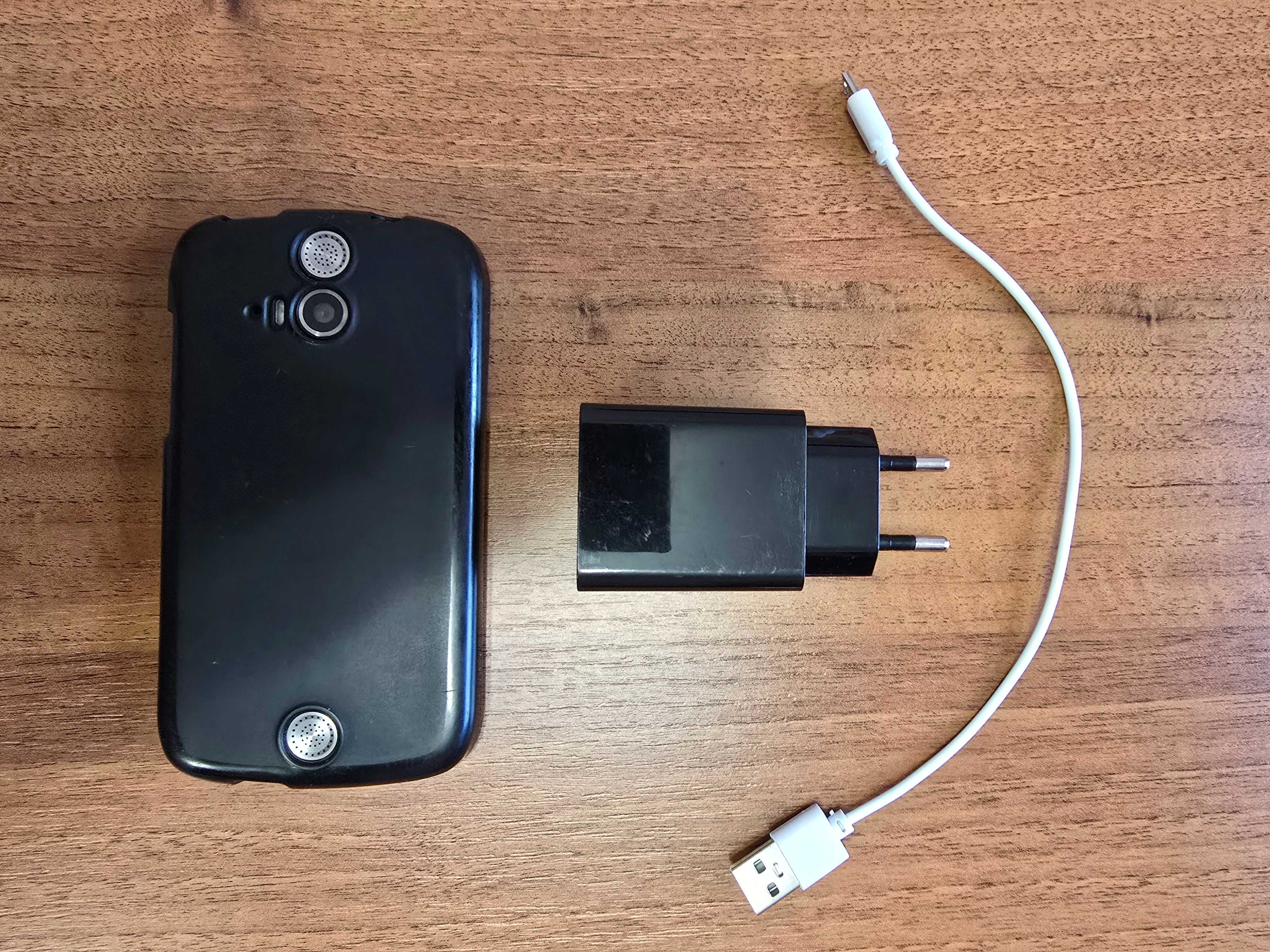 Телефон Acer Liquid E2 Duo V370 Rock Black + чехол