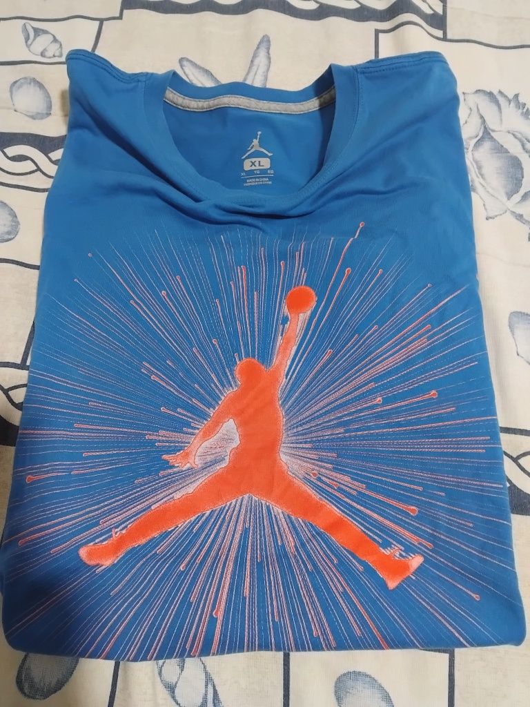 Thichrt Jordan L