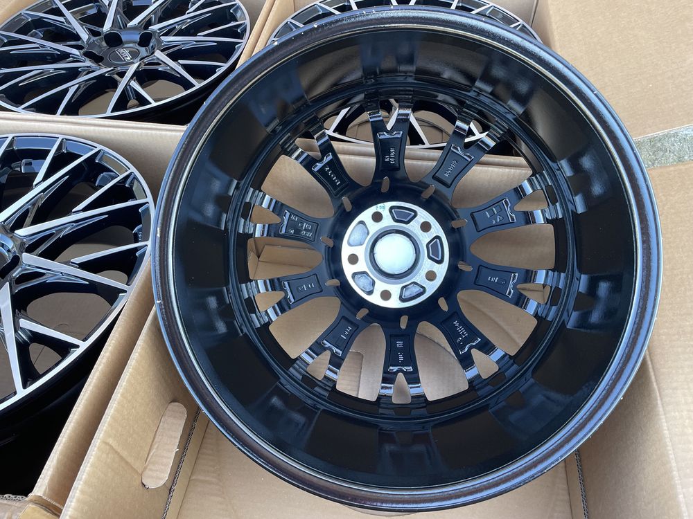 4x felgi aluminiowe NOWE 5x114,3 r19 et48 9J Alufelgi 19” DOTZ Germany