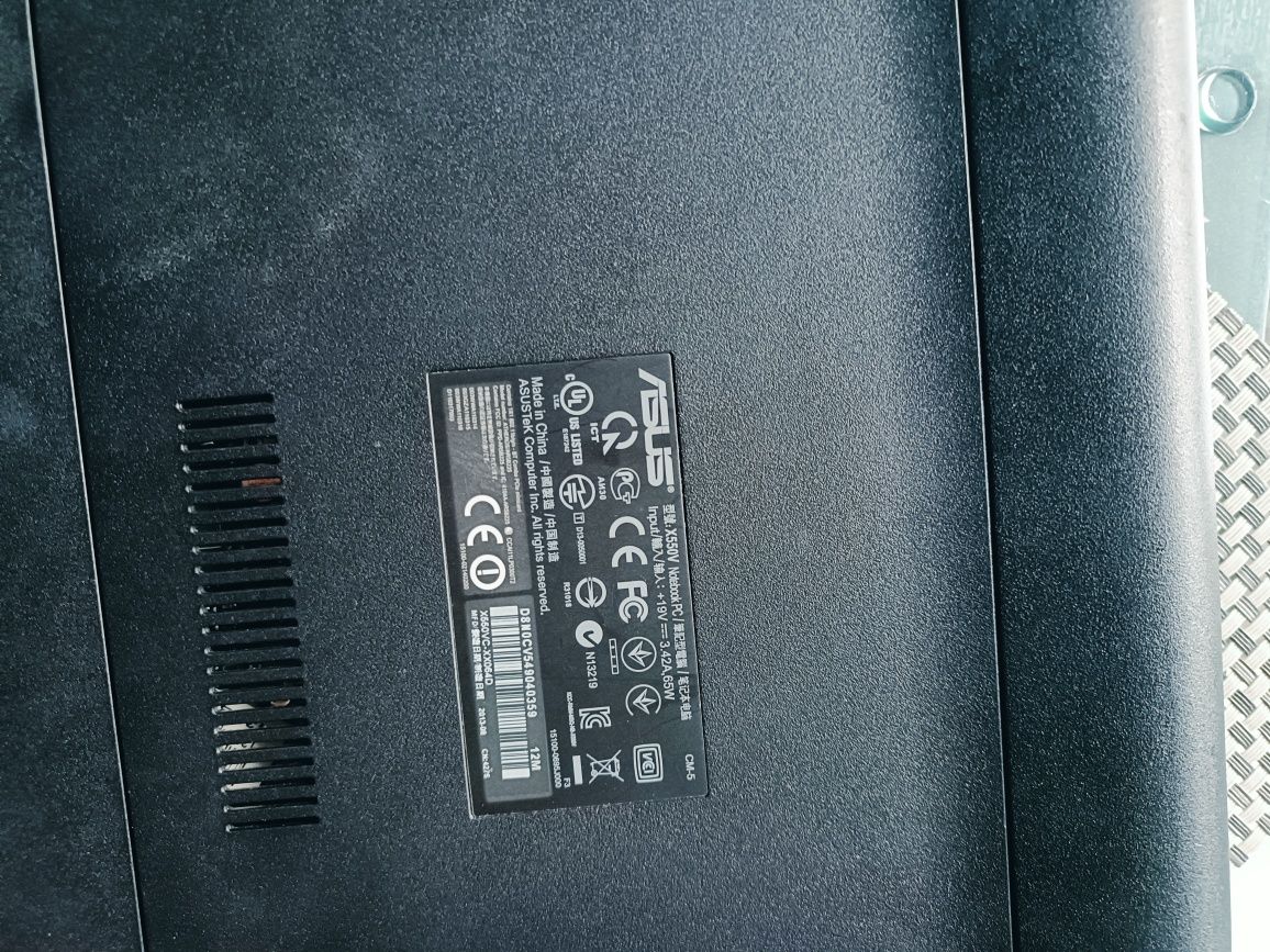Продам superslym Ноутбук Asus X550V
