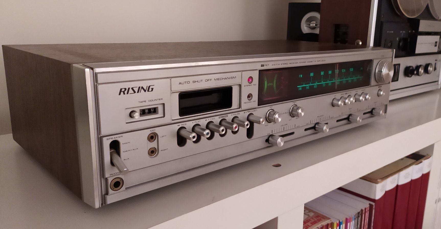 Rising STR 303 receiver, leitor cassetes, e amplificador. Vintage