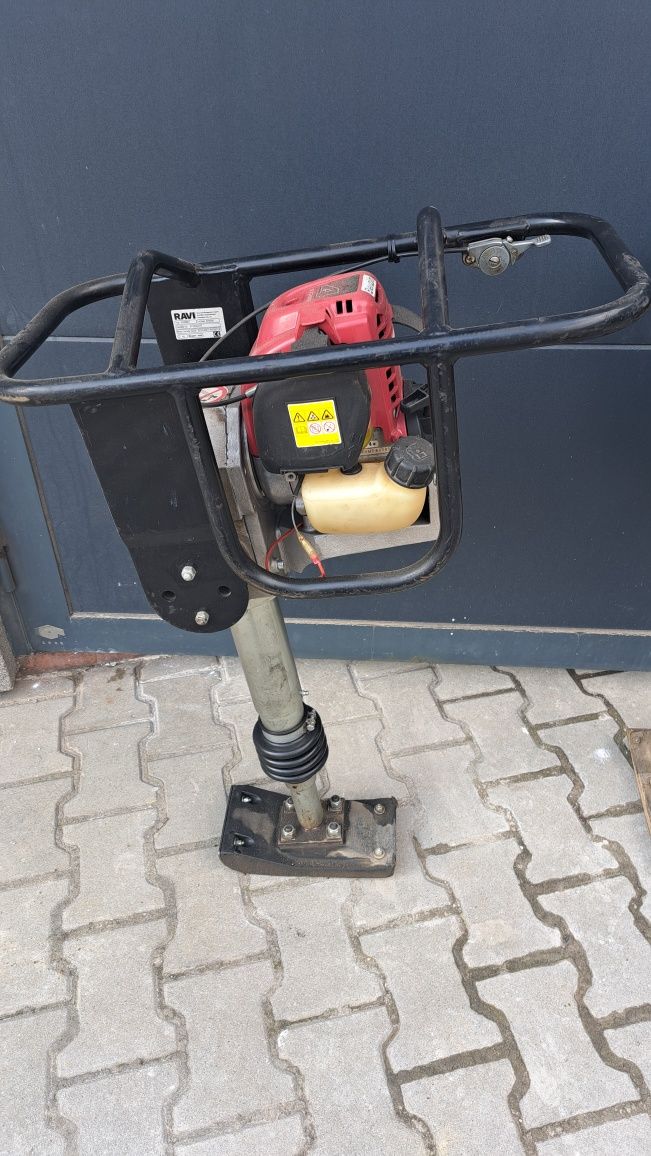 Skoczek Ravi RS30BH,  26kg, 2021rok, jak nowy, GX35 Honda