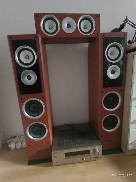 Yamaha amplituner RX-V450 + kolumny i centralny głośnik