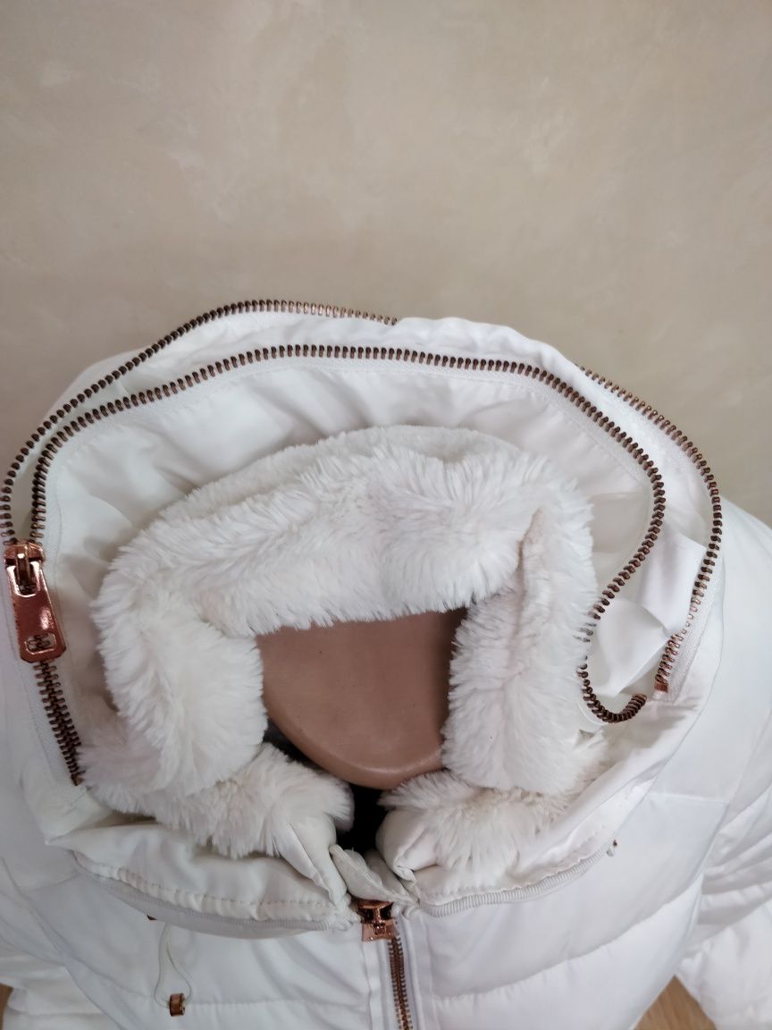 Курточка ф-мы ZARA в спортивном стиле