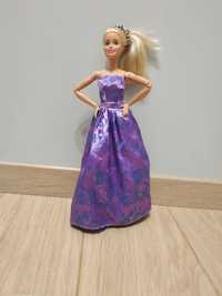 Sukienka i buciki dla lalki Barbie - zestaw