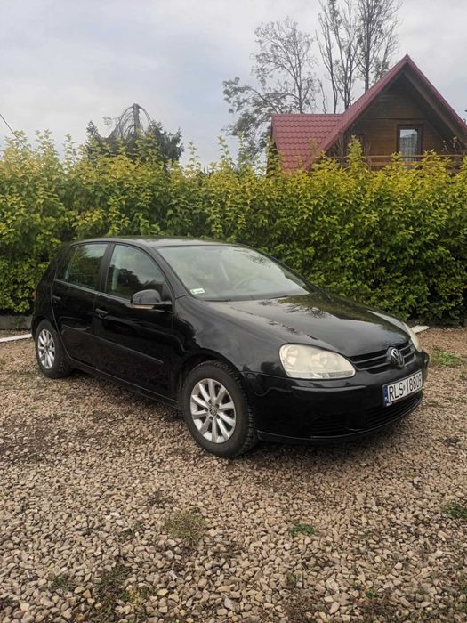 VOLKSWAGEN GOLF FSI 1.6/ samochód osobowy /Wetlina / tani używany /