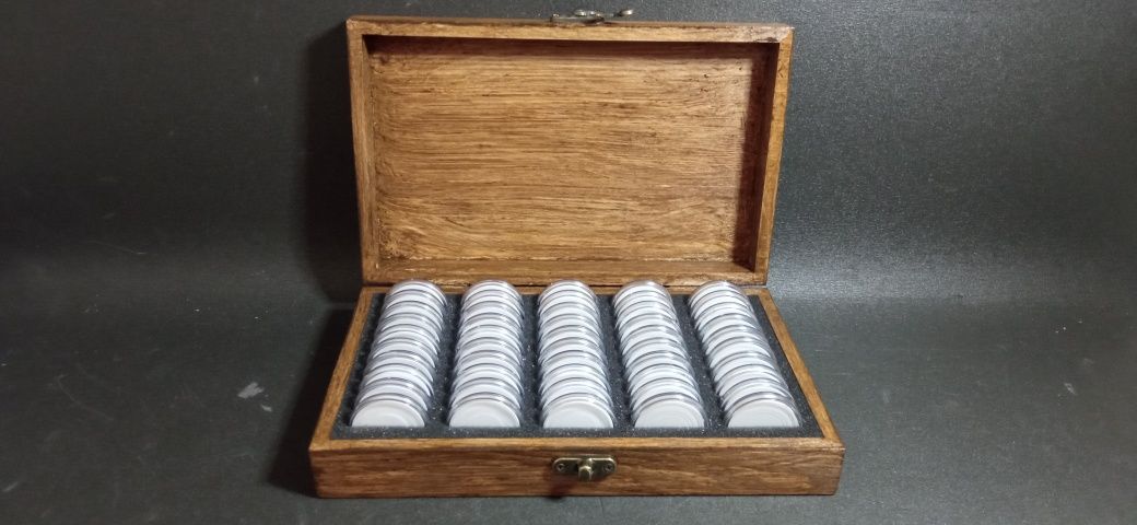 Kapsle na monety 30 mm z etui