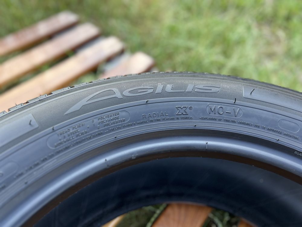 235/60/17с Michelin Agilis Plus 235/60 R17C 117/115R