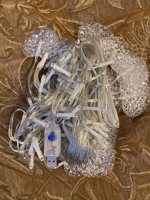 Гірлянда із серцями