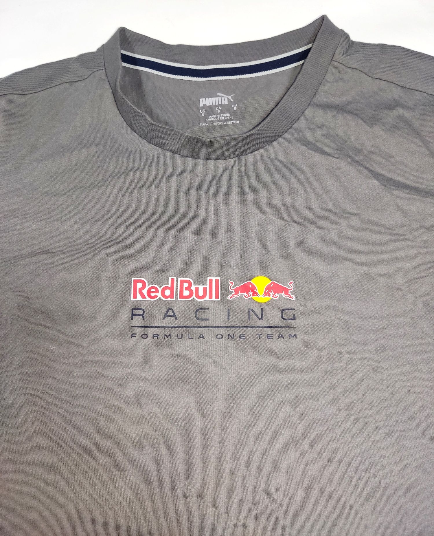 Футболка Puma Red bull racing formula 1 48разм.