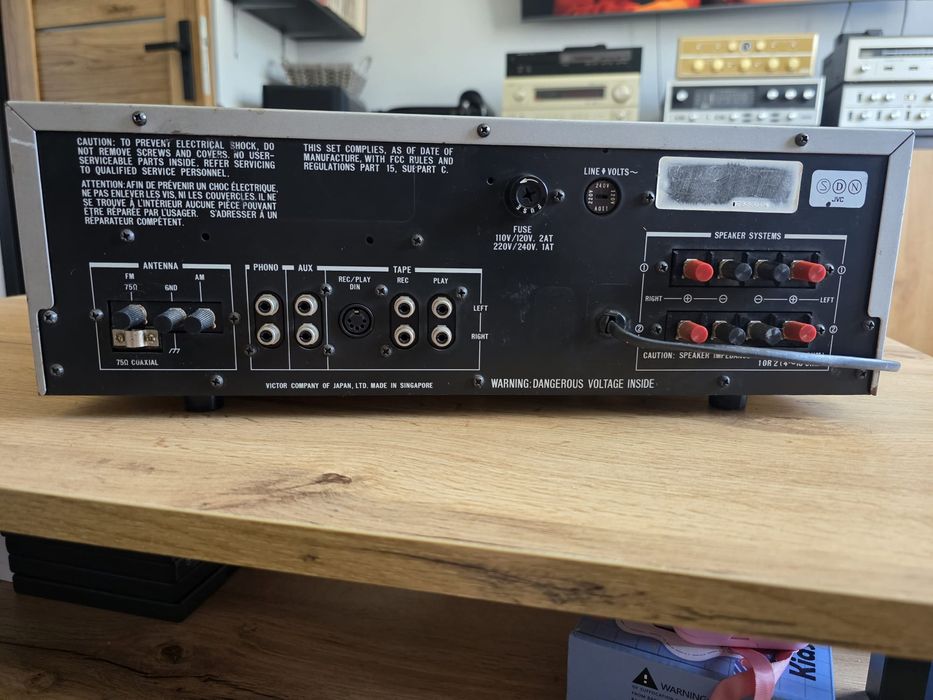 Amplituner JVC R-S5