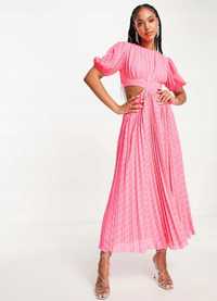 Różowa sukienka midi z wycięciami  plisy Barbie style 38/M