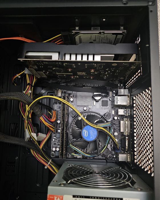 Komputer stacjonarny, intel I3-4170, gtx750Ti,  8 Gb Ram ddr3, ssd,